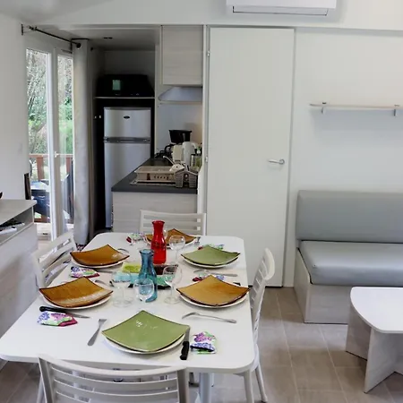 Mobile 6p Xl Climatisation Tv Wifi Parcelle Xxl Au Calme Chalet